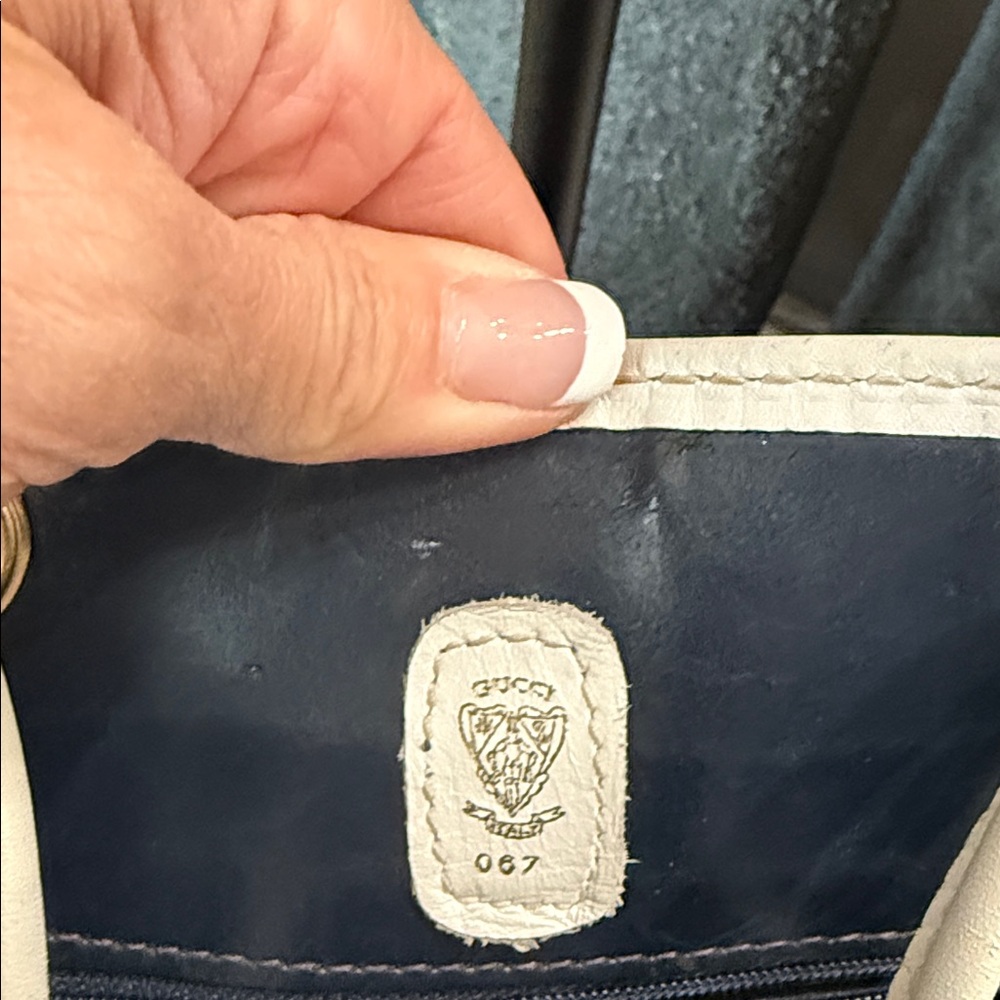 Gucci Vintage GG Canvas Leather Drawstring White and Blue Monogram Tote W/COA - Picture 3 of 16